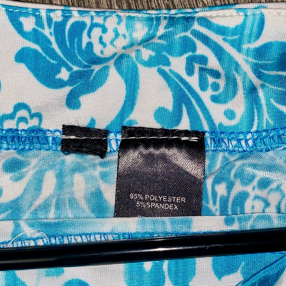 Sold with bundle - Picture 2 of 3